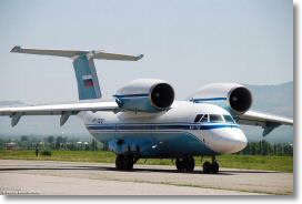 Antonov An-72 RussiaAF-Douchanbe-07mai2008-DSC_0098.jpg